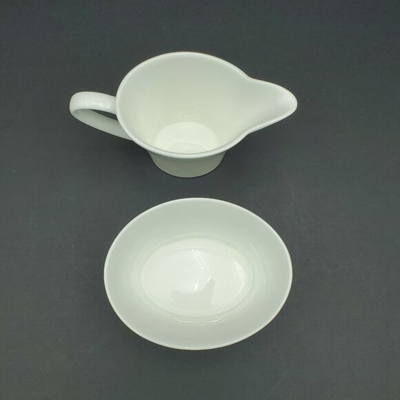 Royal Doulton Fusion White Creamer and Sugar Bowl Bone China Creamer Sugar Set - Picture 3 of 10